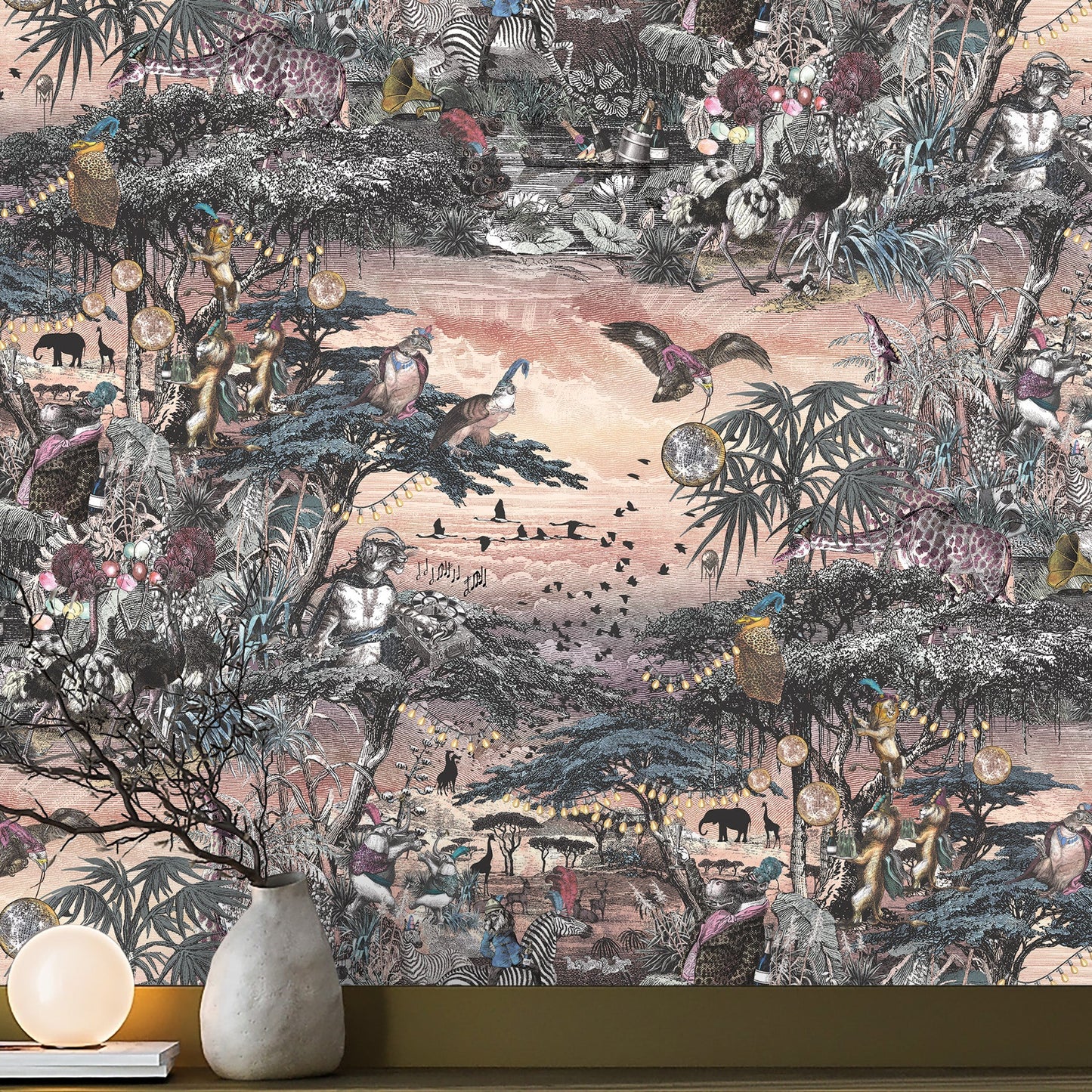 BRAND MCKENZIE Wallpaper Pattern No BMGI006/01B - Club Safari